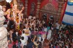 Amitabh and Abhishek Bachchan seek Ganesha Blessings in Mumbai on 20th Sept 2010 (4).JPG
